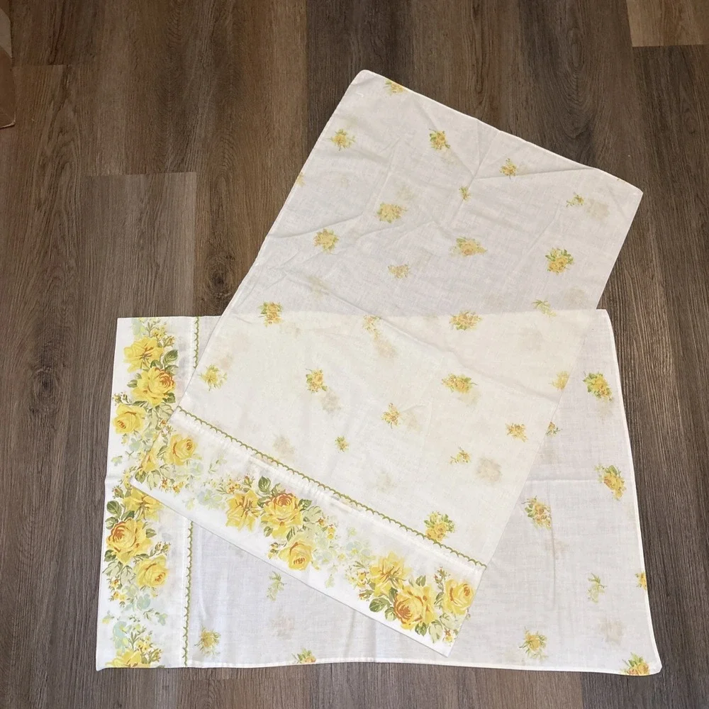 Springmaid Standard Pillow Case Pair 19x29 Yellow Rose Marvelaire No Iron‎ VTG